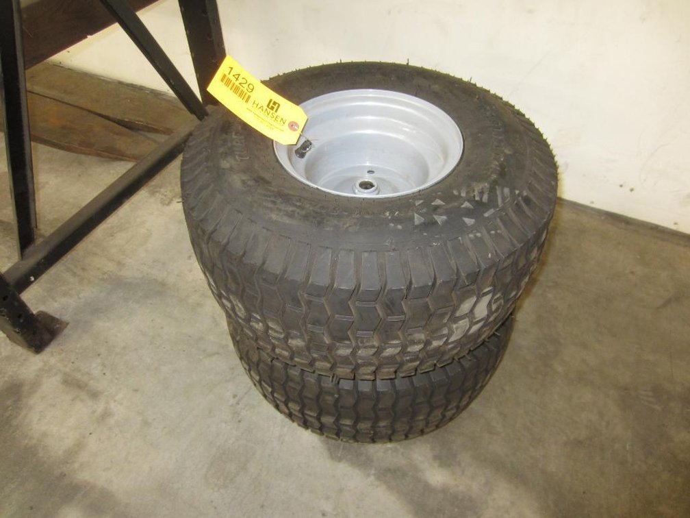 (2) Carlisle Turf Saver Lawn Mower Tires on Rims