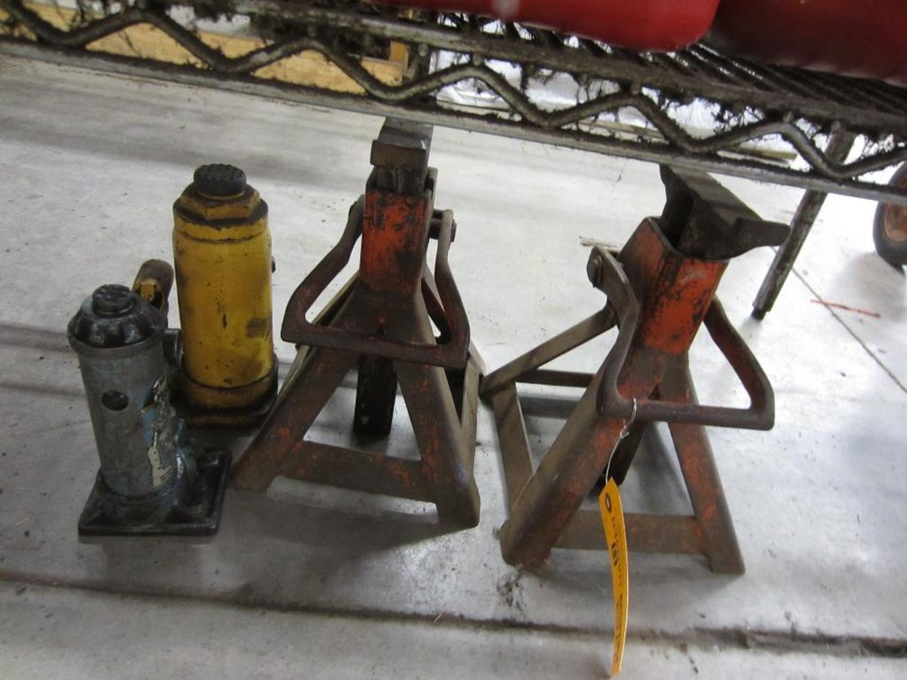 (2) Bottle Jacks and Set of Jack Stands