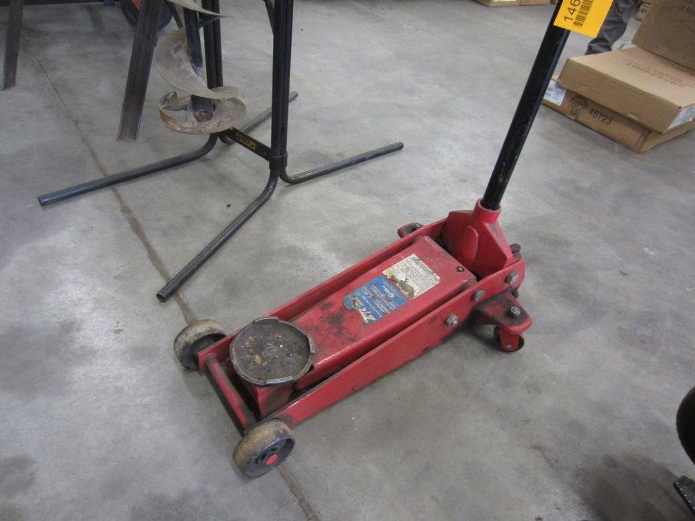 2-1/4 Ton Floor Jack