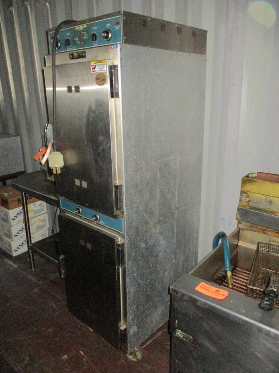 Alto-Shaam 2 Door Holding Oven