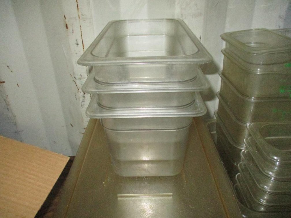 Plastic Storage Containers and Disposable Station Liners