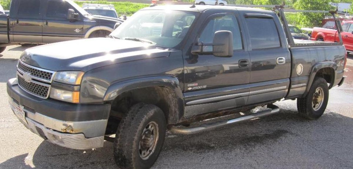 2005 Chevrolet 2500 Truck 
