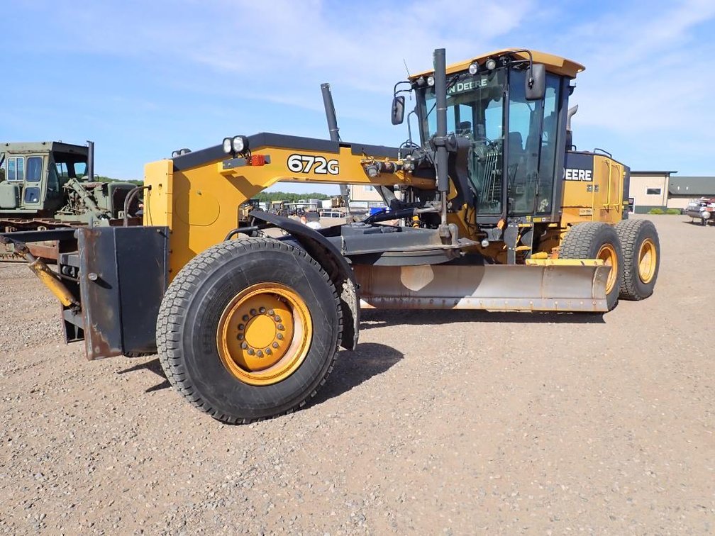 2009 John Deere 672G Grader