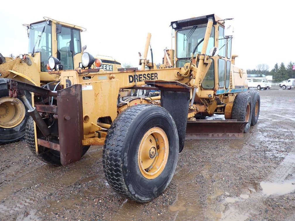 Dresser 850 Road Grader