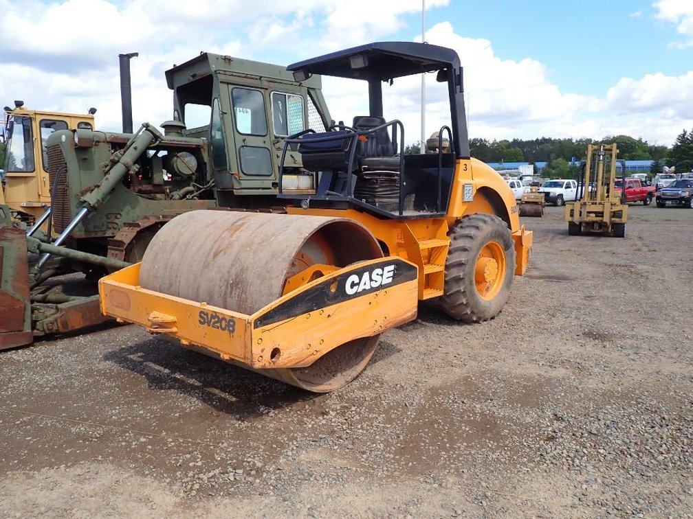 2005 Case SV208 Smooth Drum Roller