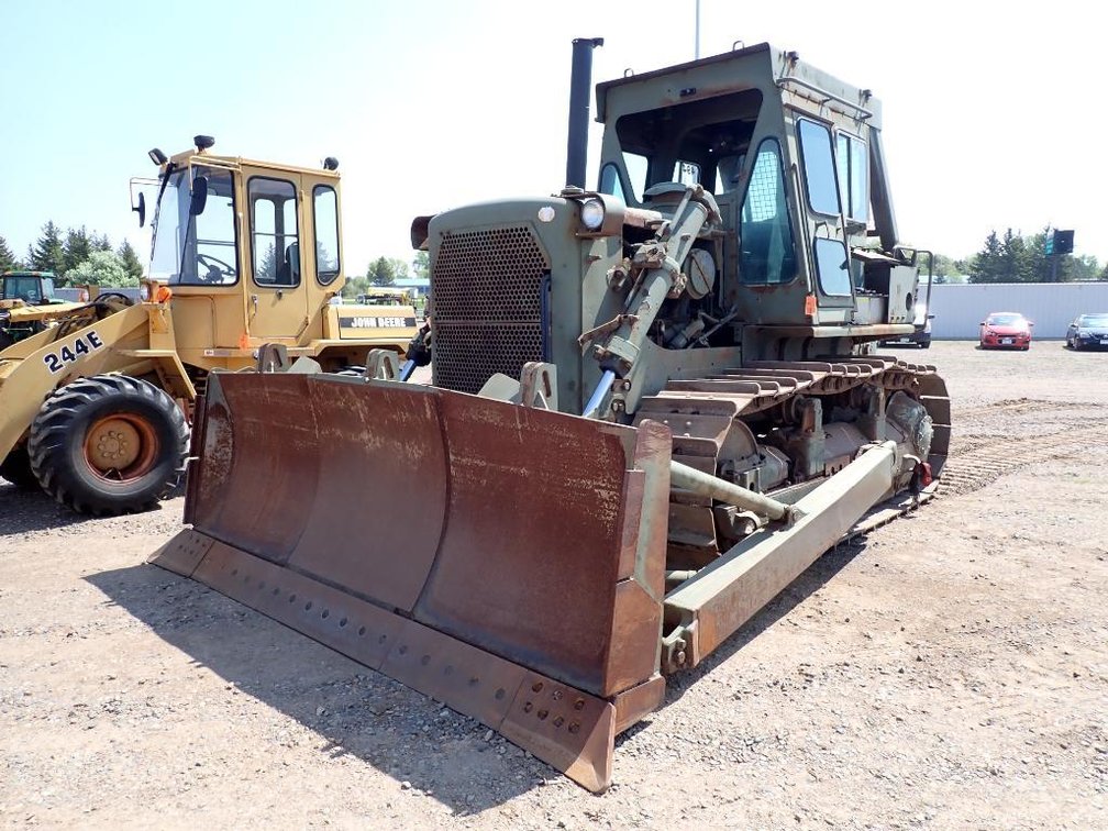 CAT D7 Dozer