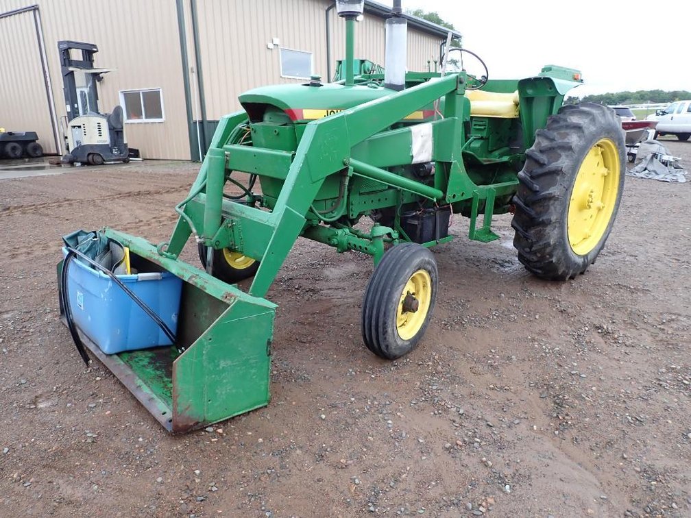 John Deere 3010 Wide Front Tractor