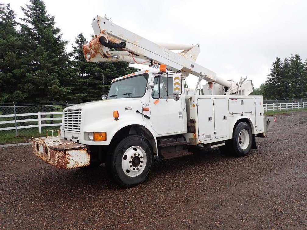 2001 International 4700 Bucket Truck (Has MN Title)
