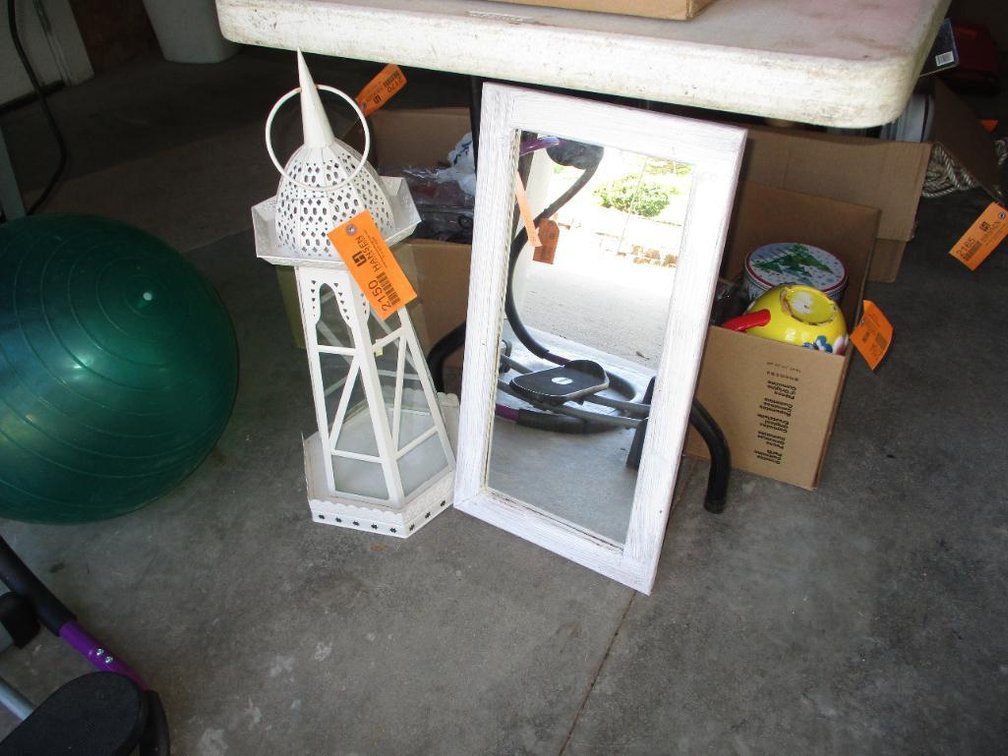 Assorted Decorations