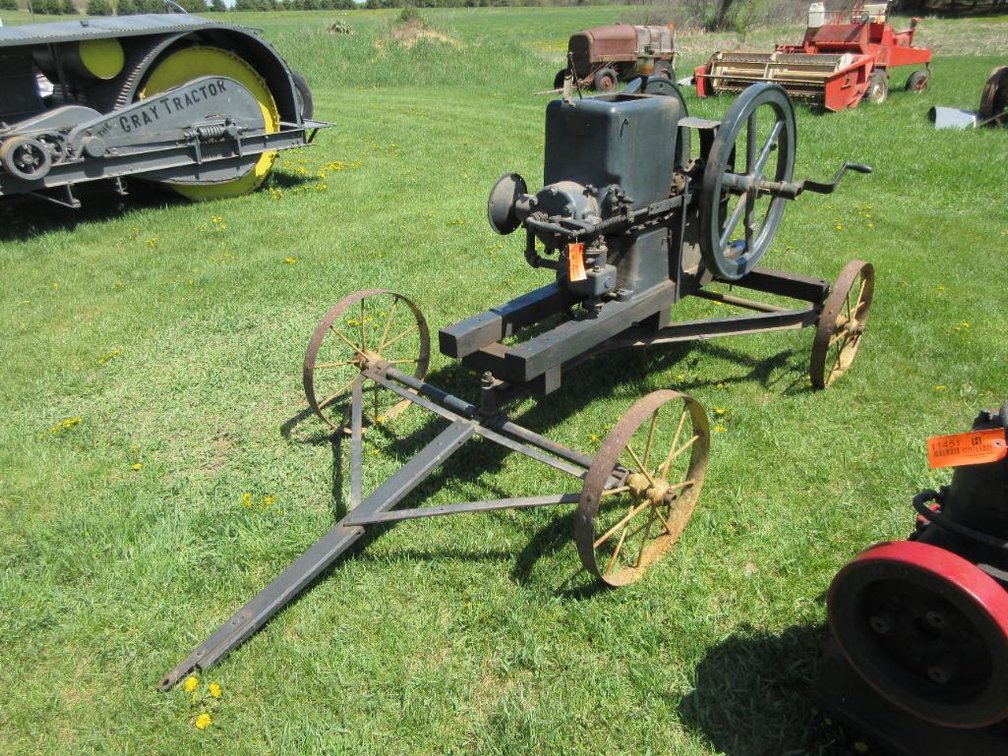 Fuller Johnson Mfg Co. Hit and Miss Engine