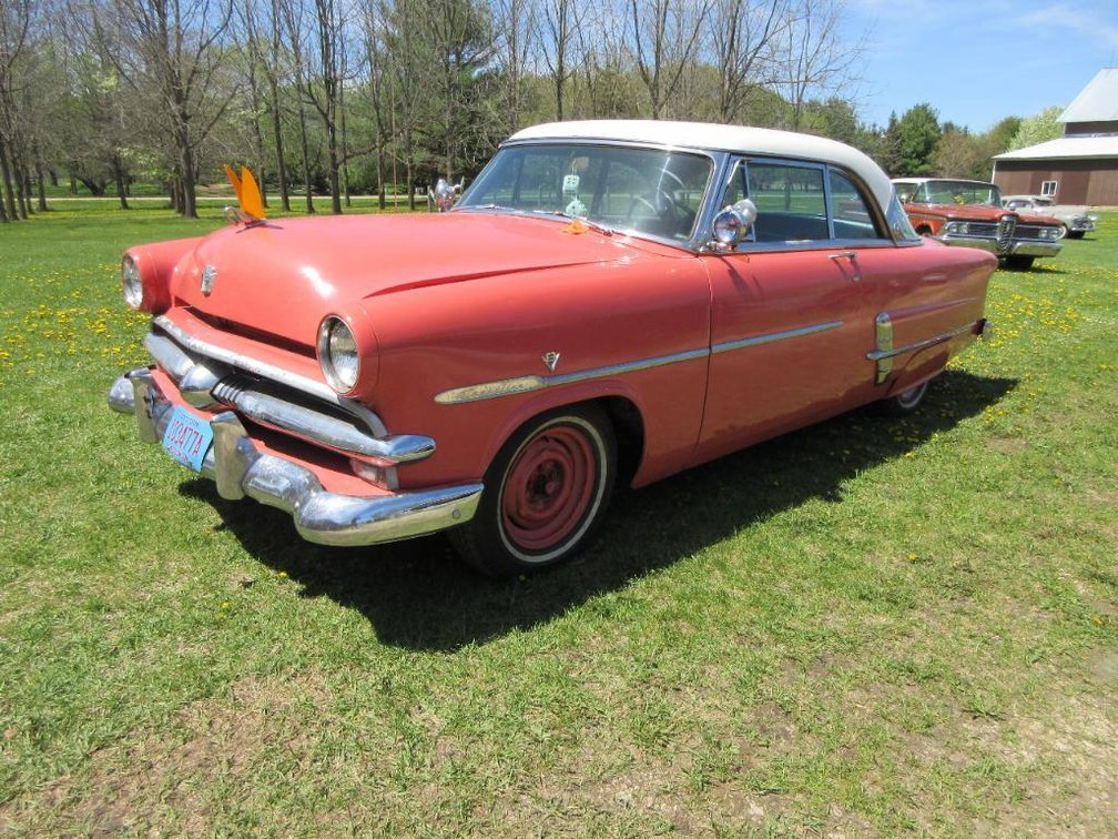 1953 Ford Crestline Fordomatic 2-Door Sedan (Has Title)