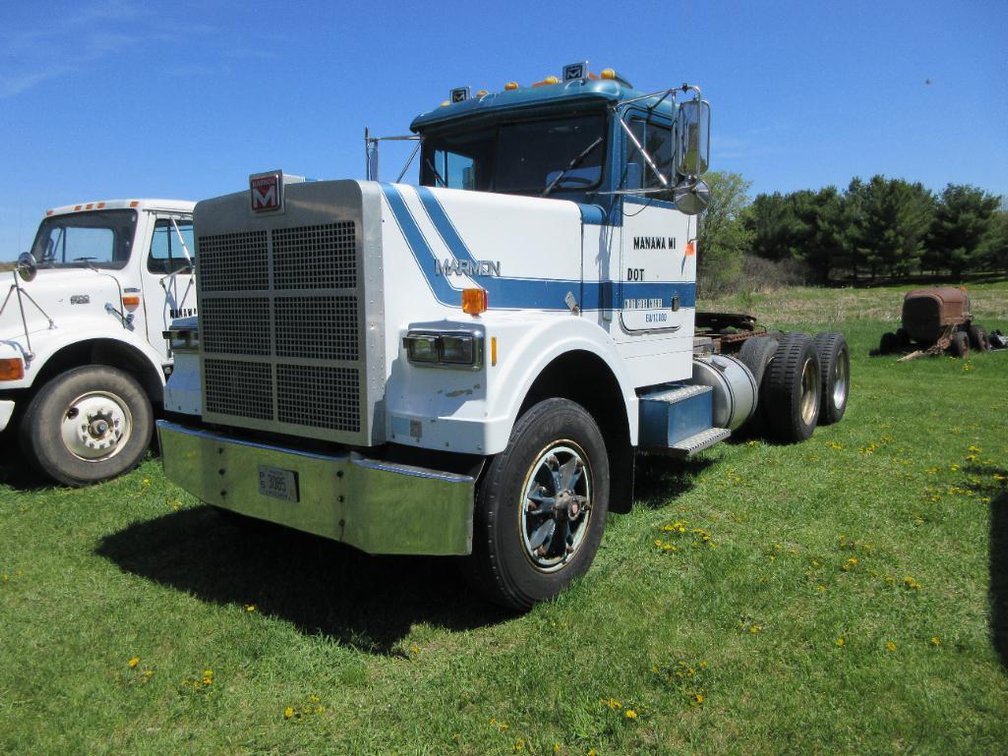 1986 Marmon Tandem Axle Day Cab Semi Tractor (Has Title)