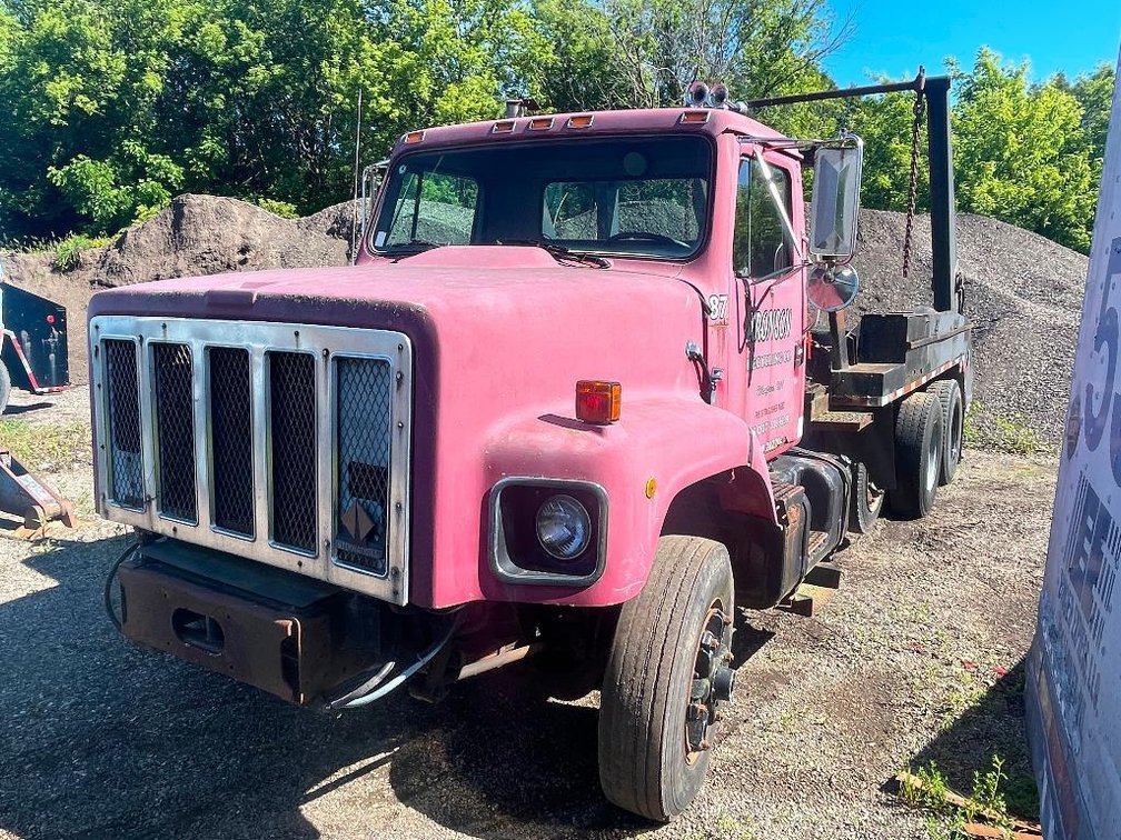 1987 International Lugger Truck (Has WI Title)