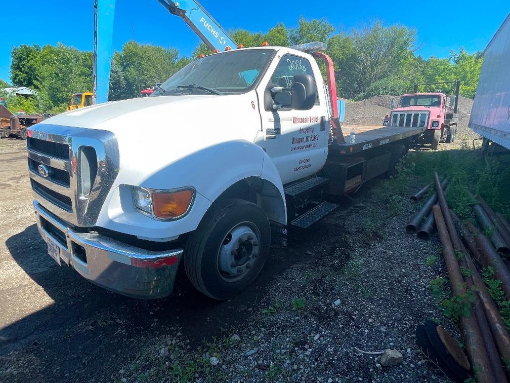 2006 Ford F650 Rollback (Has WI Title)