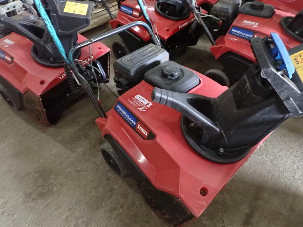 Toro Power Clear 721R Snow Blower