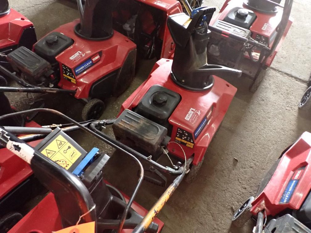 Toro Power Clear 721R Snow Blower
