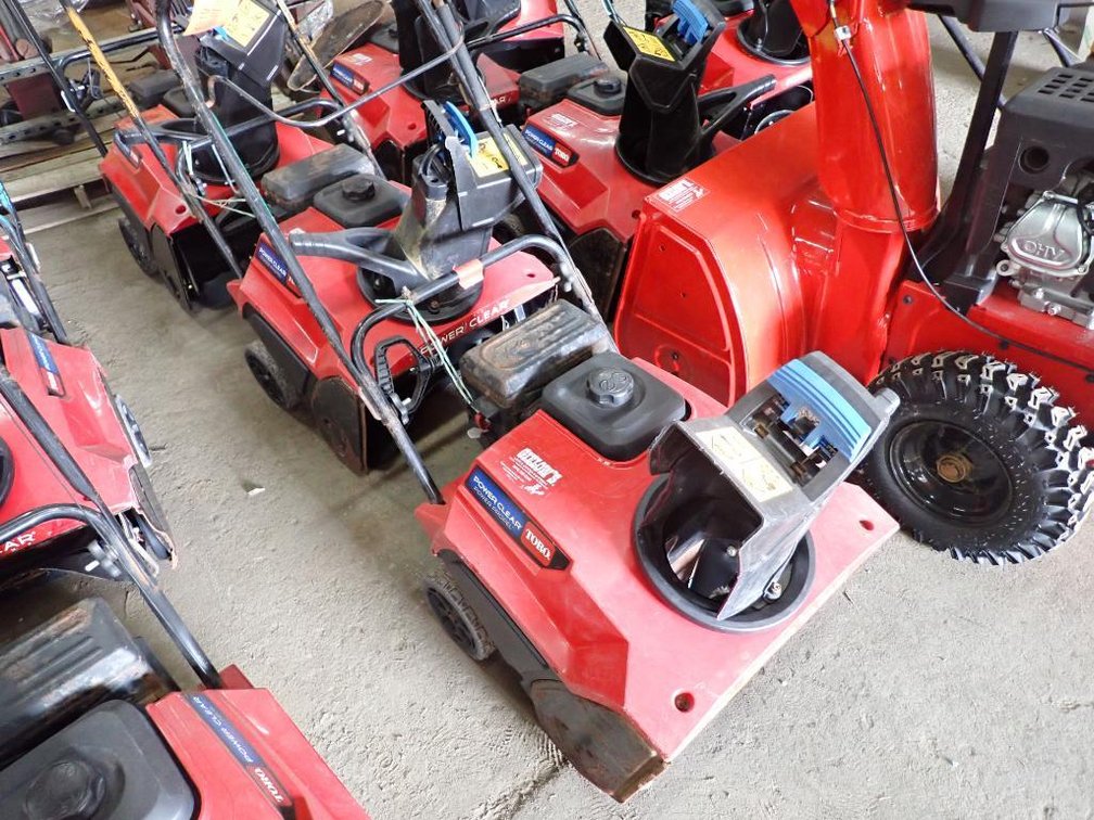 Toro Power Clear 721R Snow Blower