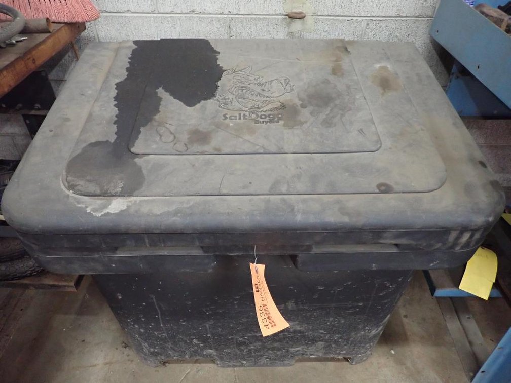 Salt Dogg Bin and Contents
