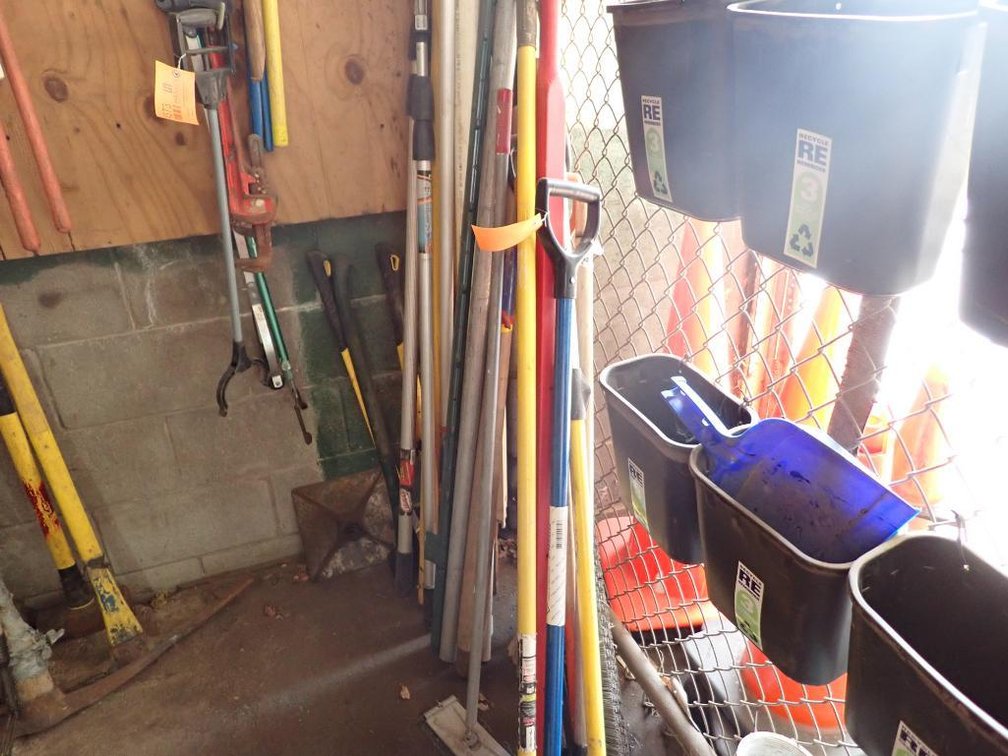 Contents of Corner