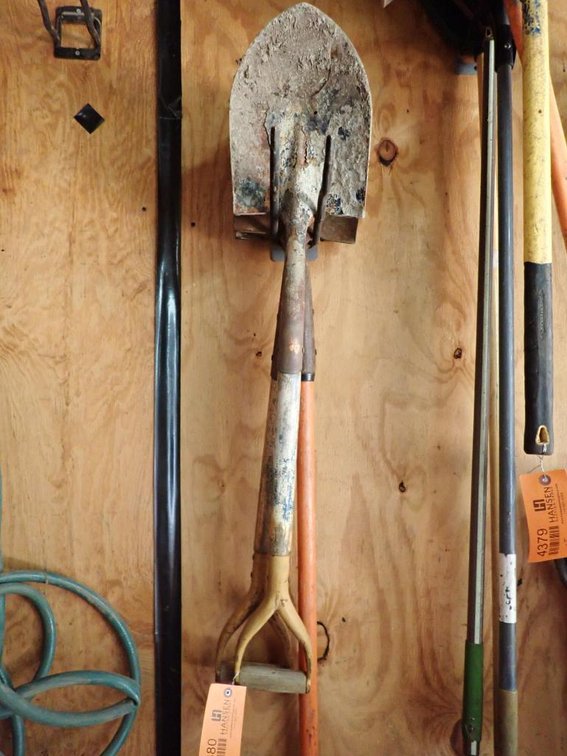 (3) Shovels