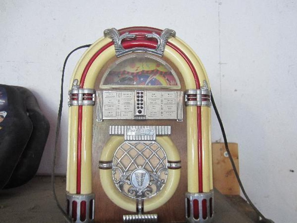 Spirit of St Louis Electric Radio