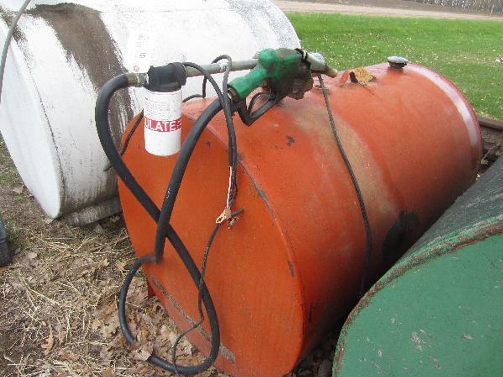 FUEL BARREL WITH 12 VOLT ELECTRIC PUMP