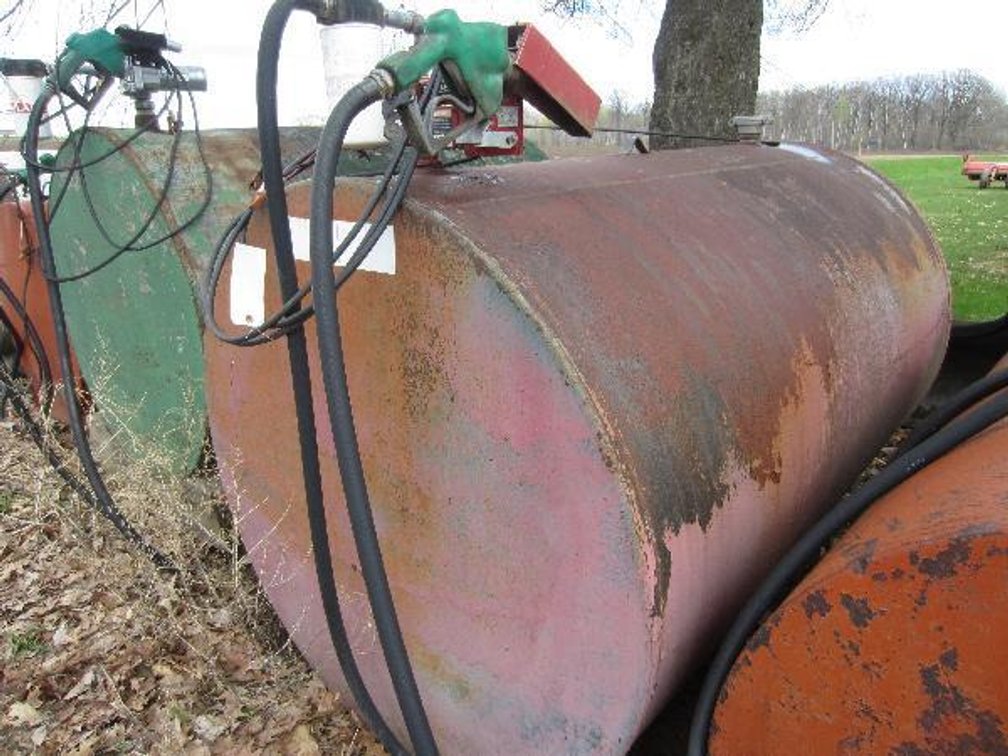 FUEL BARREL WITH 12 VOLT ELECTRIC PUMP
