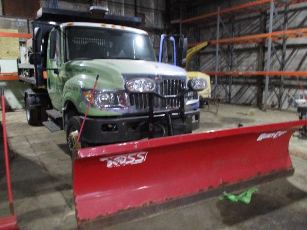 2014 International Terrastar Dump Box Truck (Has WI Title)