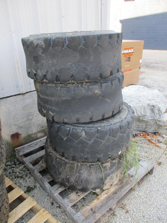 Set of (4) Bobcat Tires on Rims