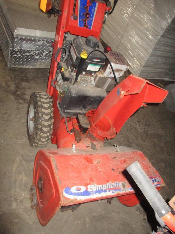 Simplicity Gas Powered Snowblower