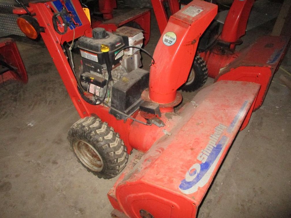 Simplicity Gas Powered Snowblower