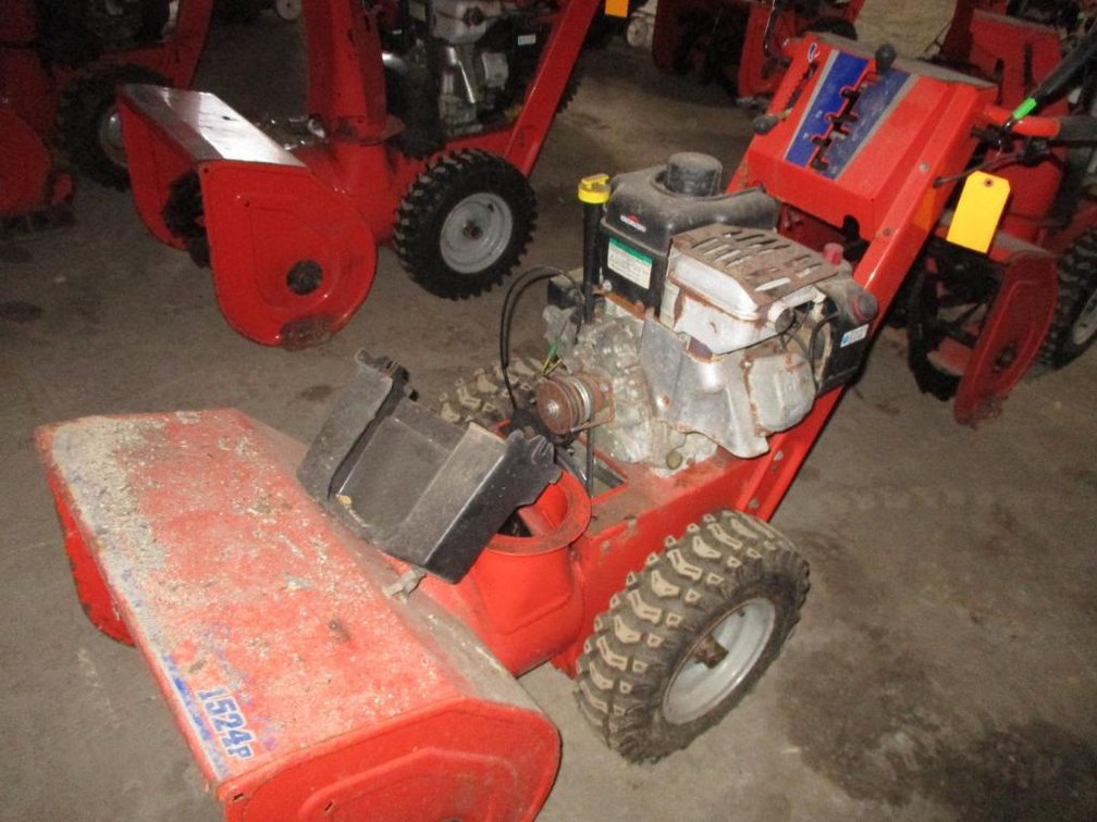 Simplicity Gas Powered Snowblower