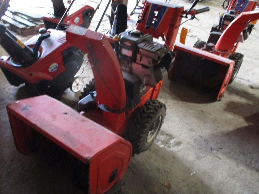 Simplicity Gas Powered Snowblower