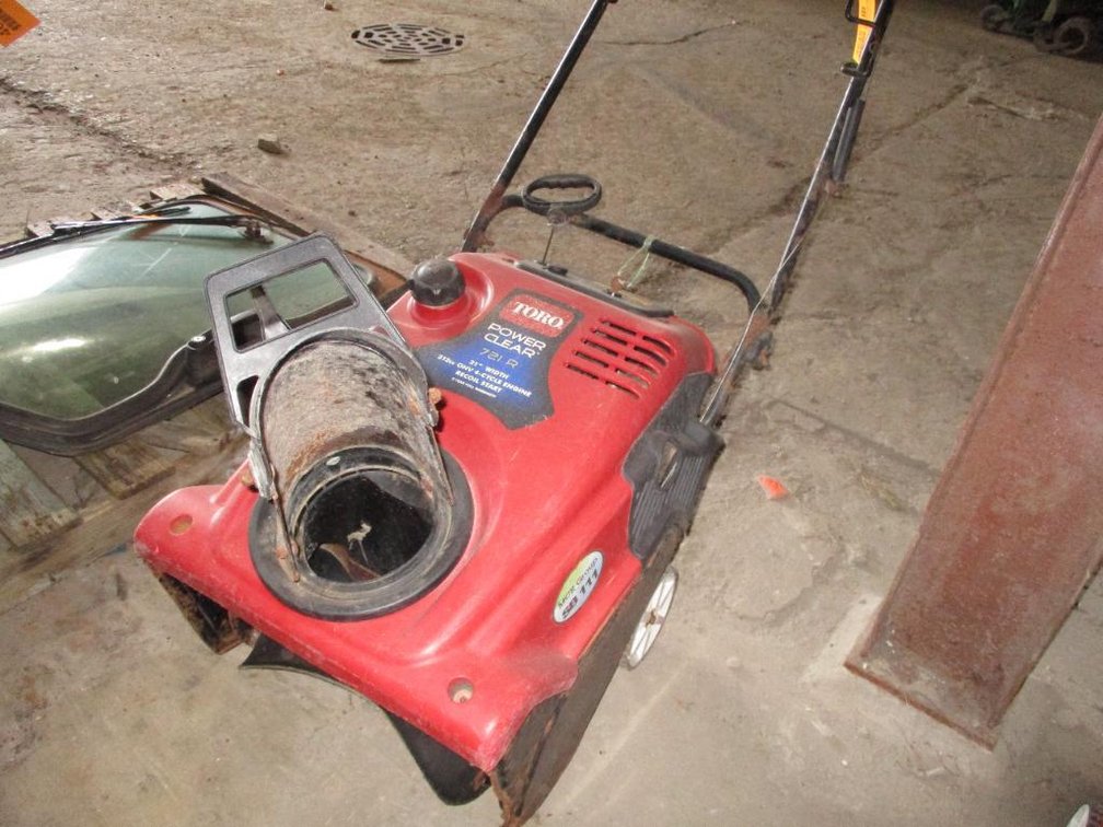 Toro Power Clear 721 R Snowblower