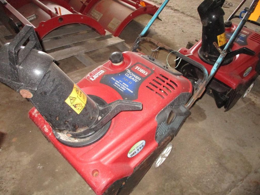 Toro Power Clear 721 R Snowblower