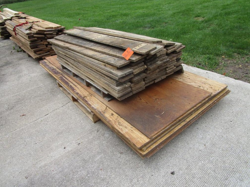 Pallet of Plywood and Pallet Lumber