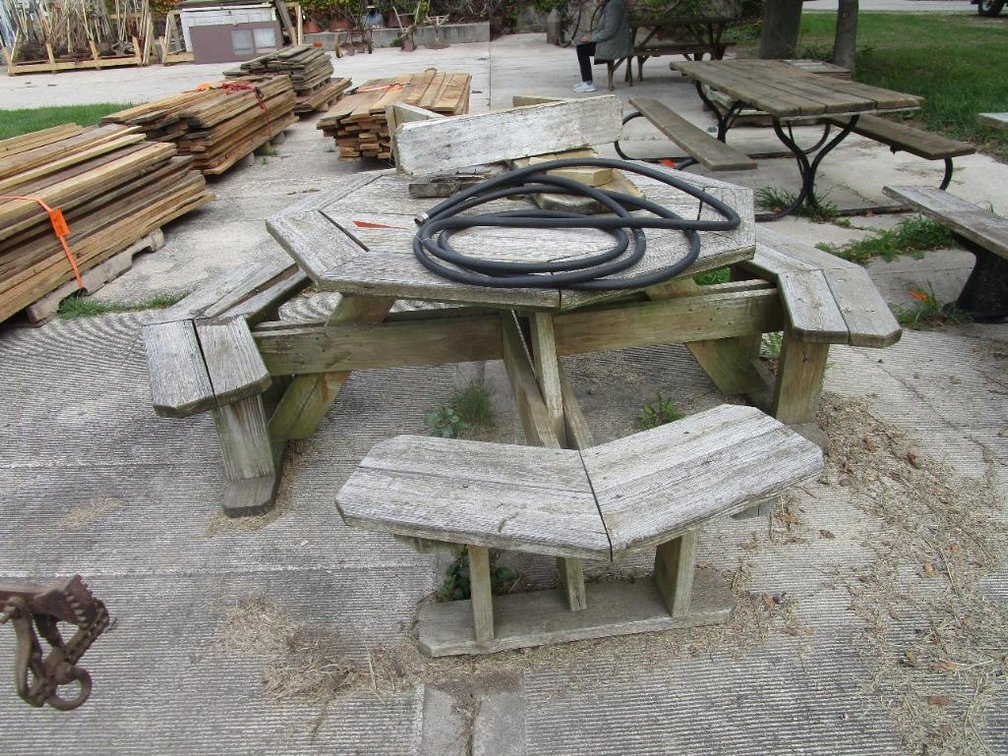 Octagonal Picnic Table