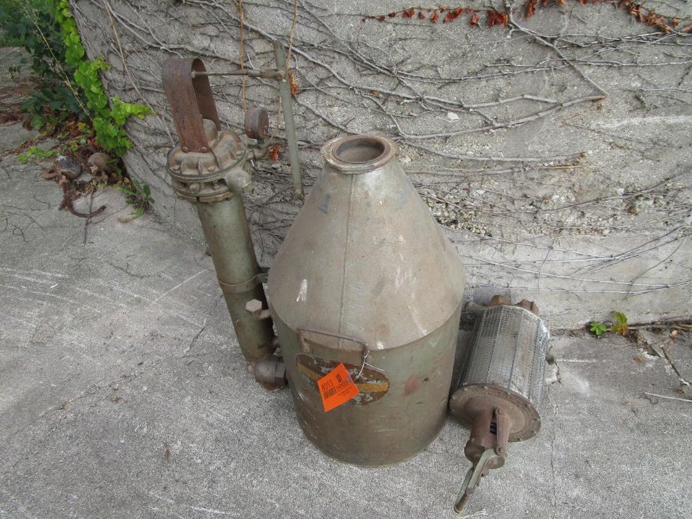 Acetylene Generator with Aerator Pump