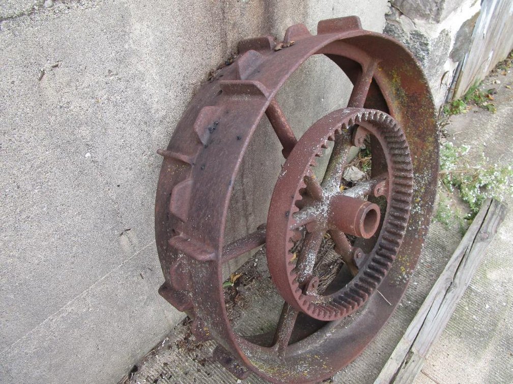 Steel Wagon Wheel