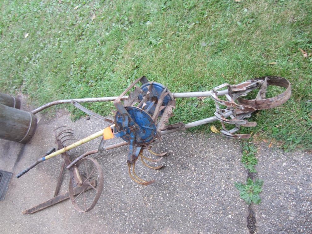 Lawn Art Cultivators