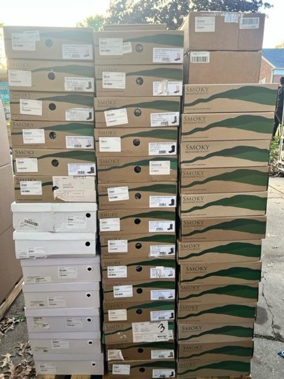 Large Pallet (Sun Prairie, WI)