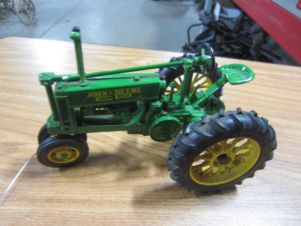 John Deere GP Toy Tractor (T6)