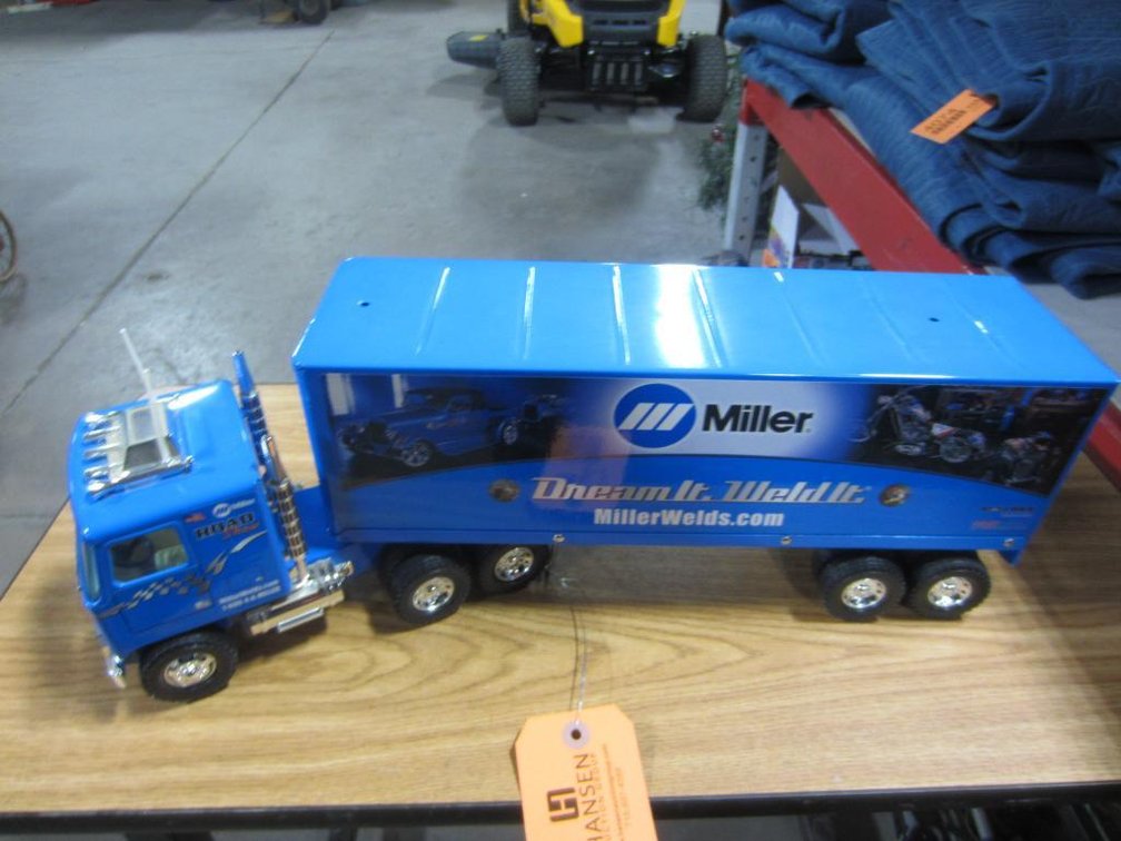 Miller Welding Semi Tractor and Trailer (T6)