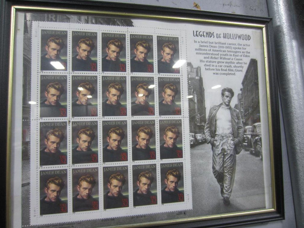 (20) James Dean 32 Cent Stamps (A)