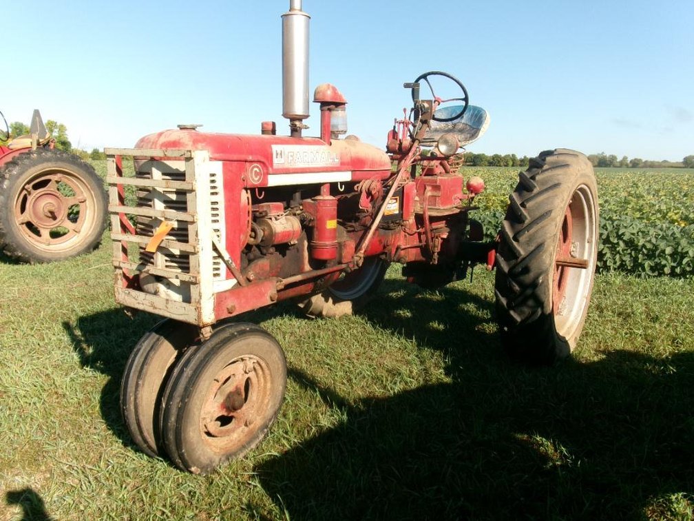 IH McCormick Farmall C Tractor SN: 38990