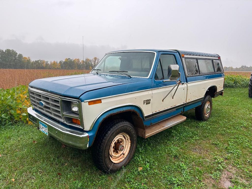 1984 Ford F250 XLT Diesel, Single Cab Truck, VIN: 1FTHF2616EPA88998 (Has MN Title)