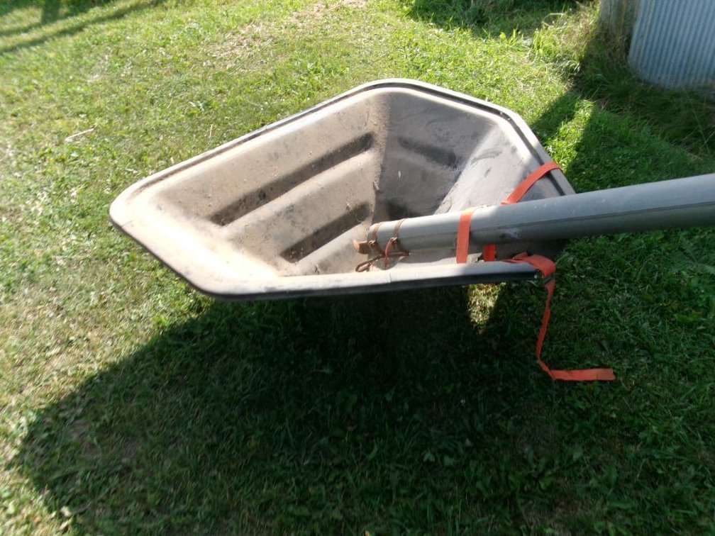 Hutchinson Grain Auger