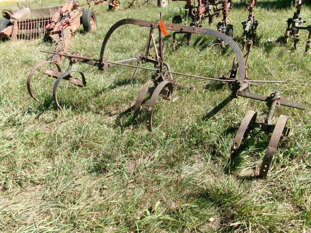 Spring Tooth Plow Cultivator