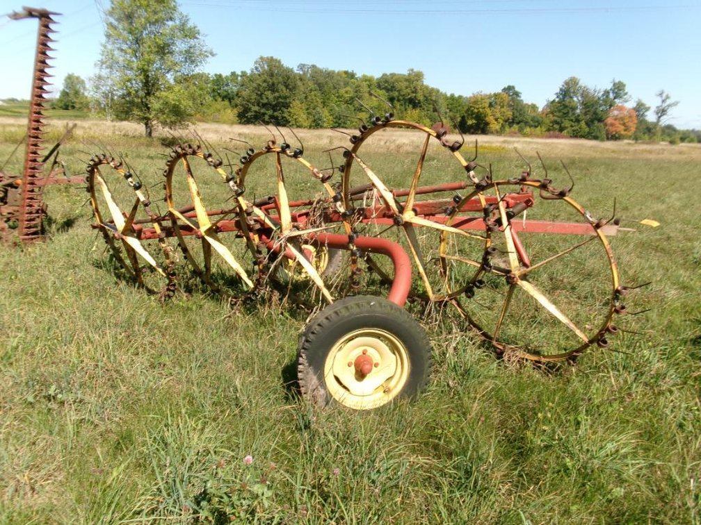 Farmhand Pull Behind Hay Rake