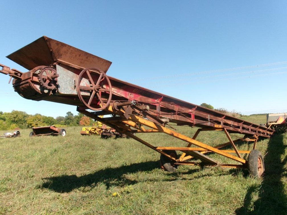 Owatonna Model 66 Grain Elevator
